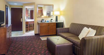 Larkspur Landing Select Carlisle