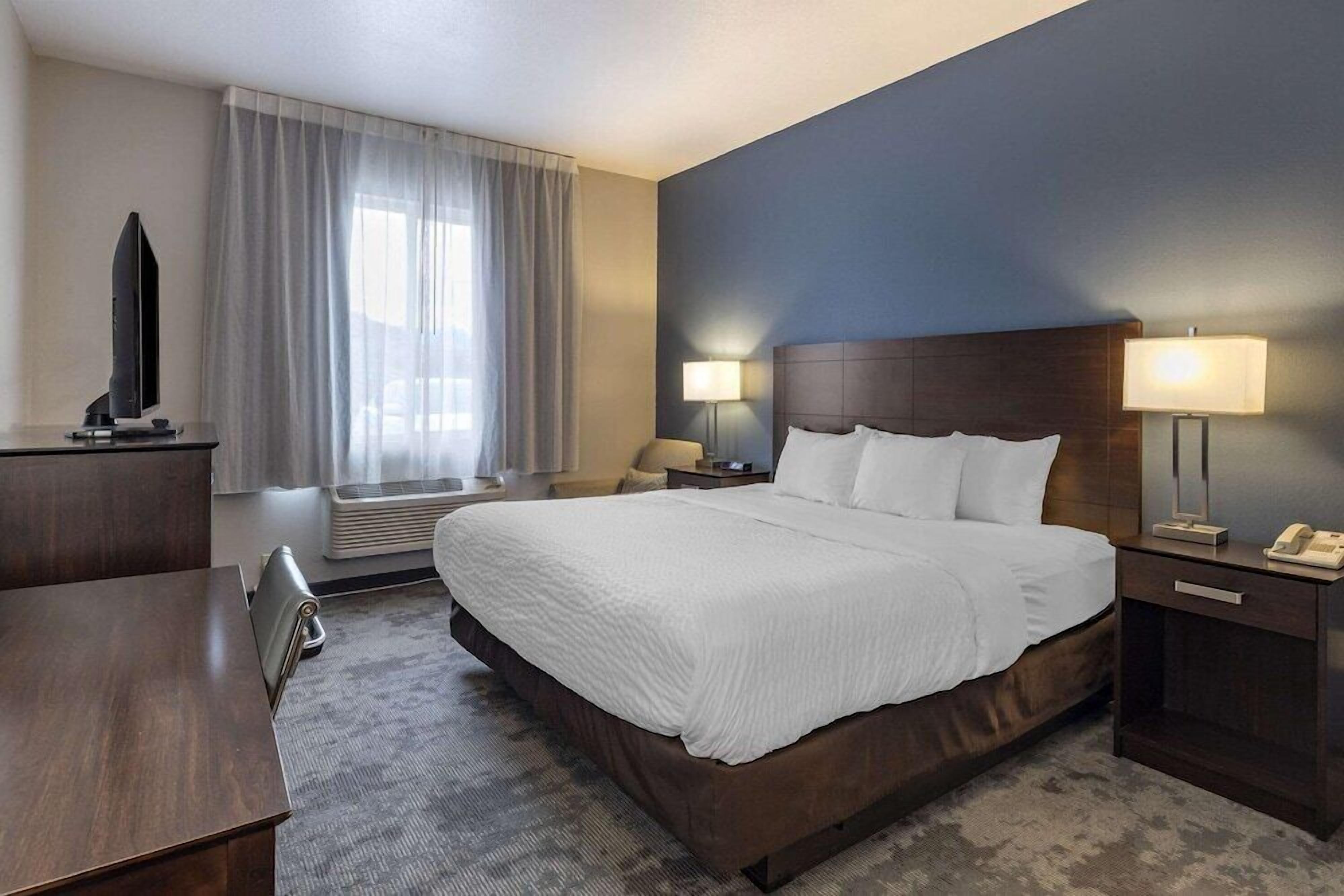 Literie de qualité supérieure, surmatelas, décoration personnalisée