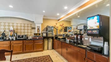 Free daily continental breakfast