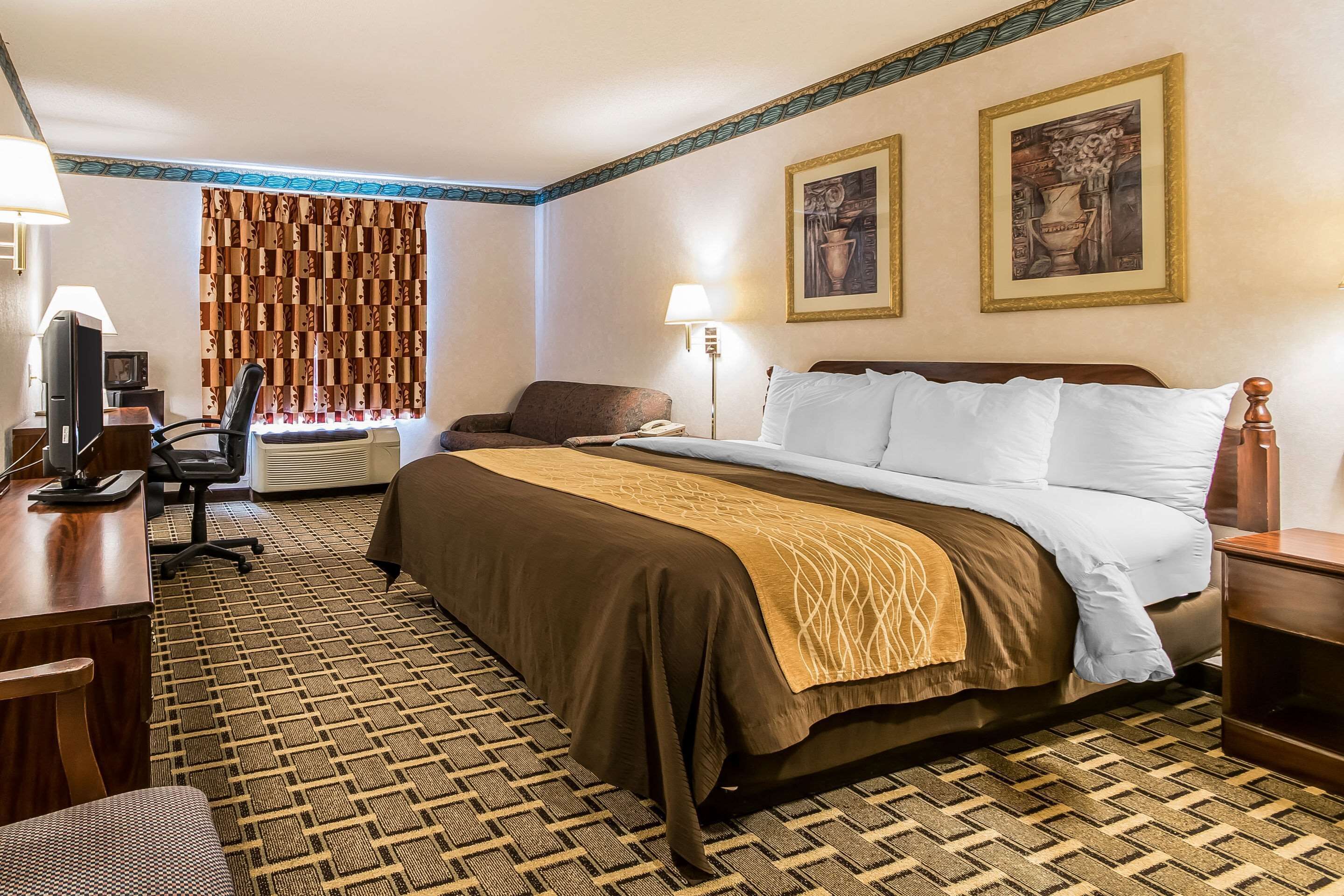 Free WiFi, bed sheets, wheelchair access