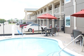 Seasonal outdoor pool