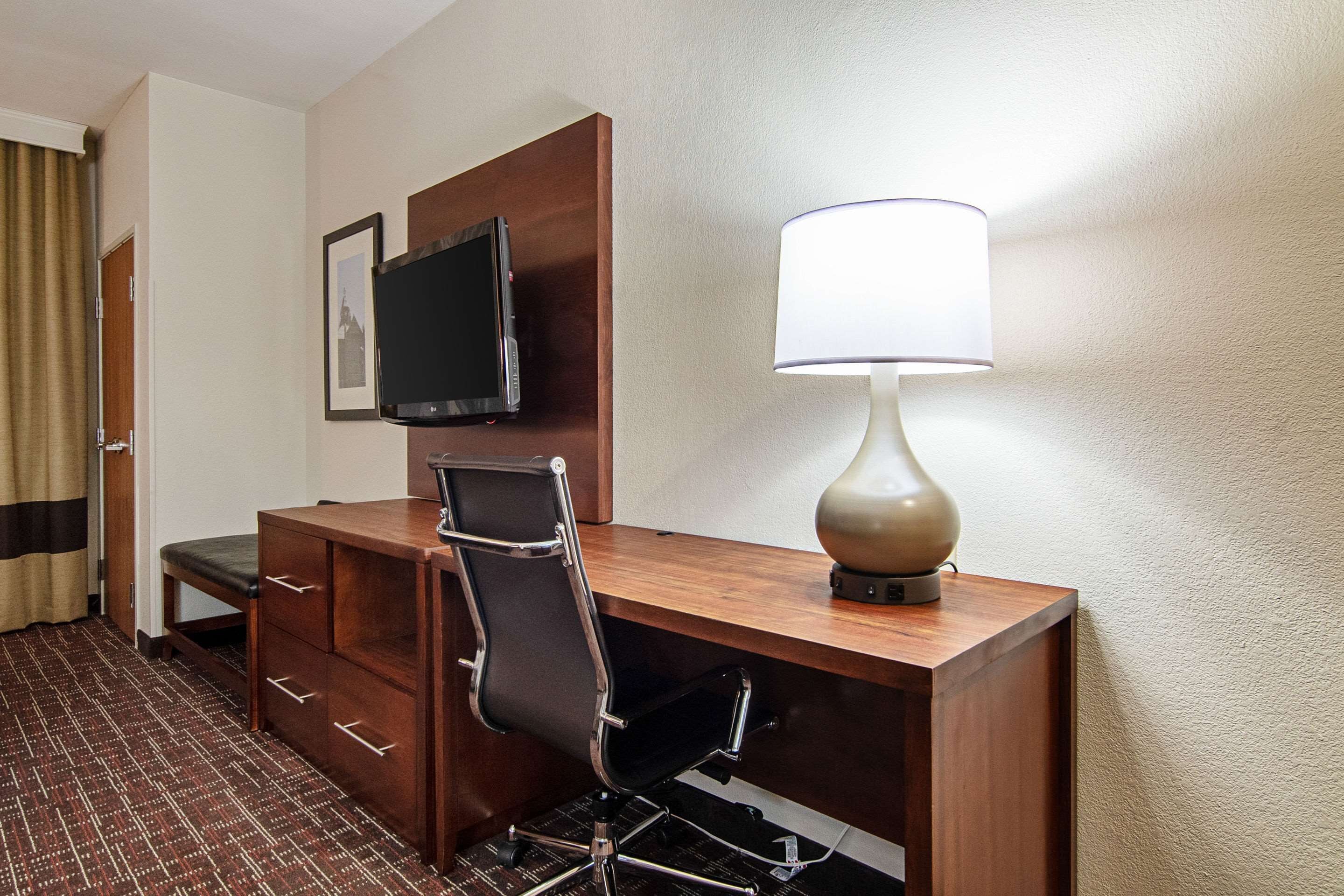 Photo - Comfort Suites NW Dallas Near Love Field