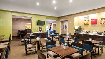 Free daily continental breakfast