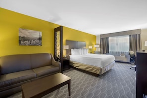 Suite, 1 King Bed, Non Smoking, Microwave | Desk, iron/ironing board, free cribs/infant beds, free WiFi