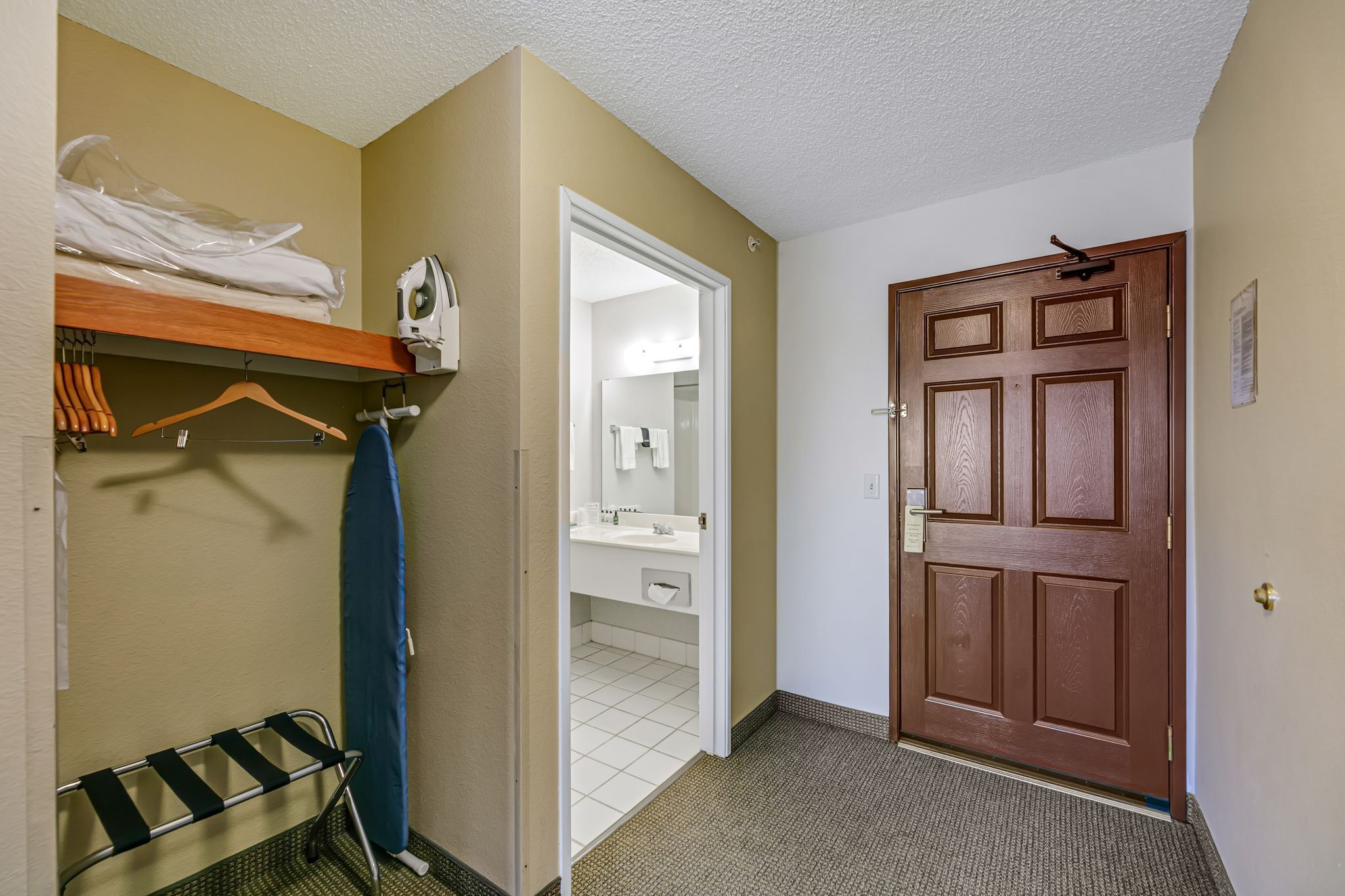 room, 1 king bed with sofa bed | living area | 0-inch flat-screen tv with cable channels, tv