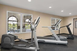 Fitness facility - Country Inn & Suites by Radisson, Ankeny - Des Moines (Ankeny)