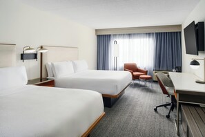 Desk, iron/ironing board, free WiFi, bed sheets - Courtyard by Marriott Chicago Midway Airport (Chicago)