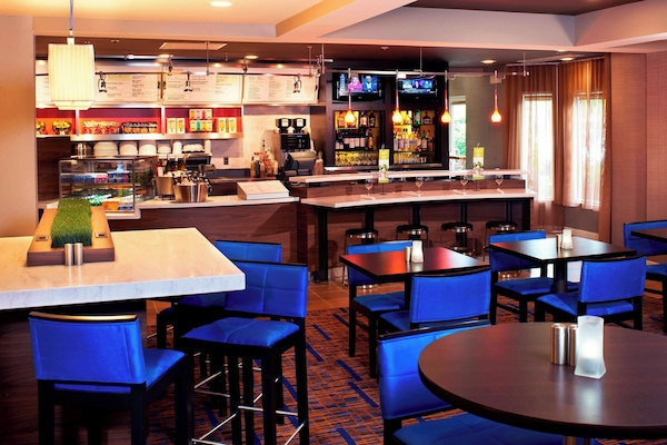 Daily full breakfast for a fee