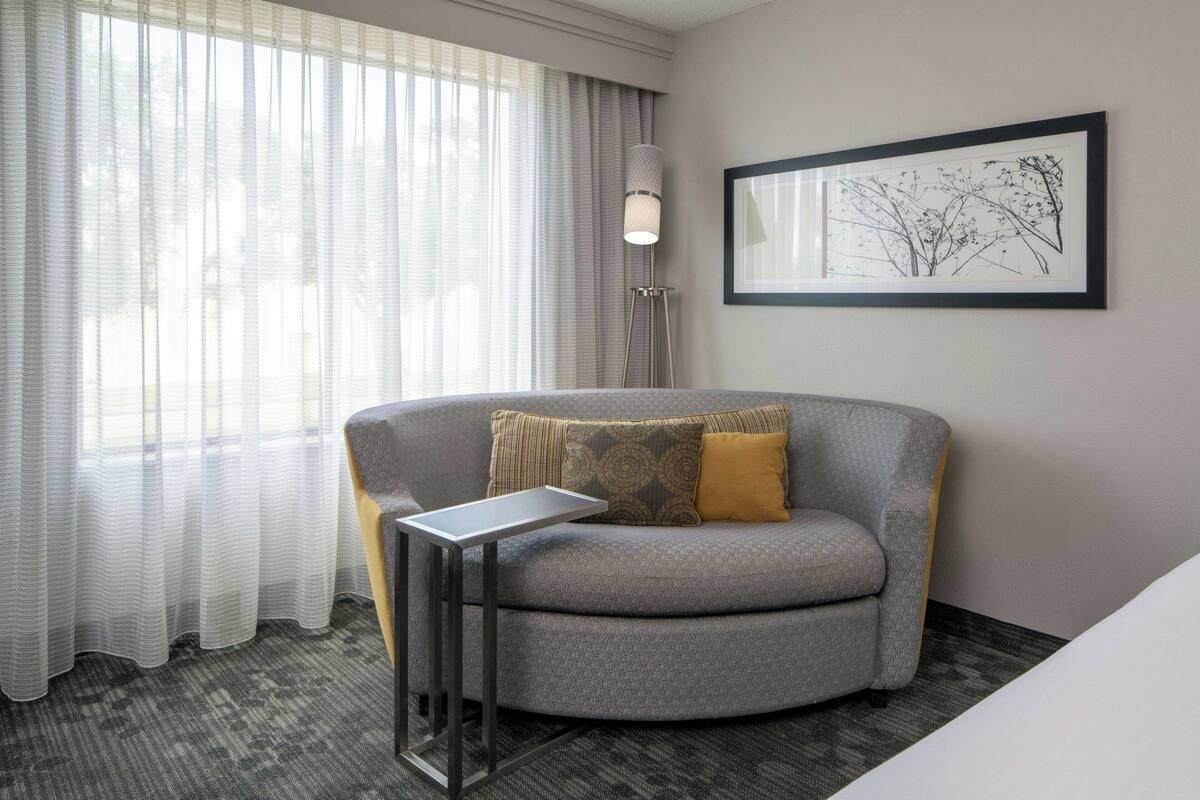 In-room safe, desk, iron/ironing board, free cots/infant beds