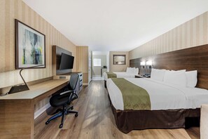 Suite, 2 Queen Beds, Sofa bed | In-room safe, desk, blackout drapes, soundproofing - Quality Inn & Suites Anaheim Maingate (Anaheim)