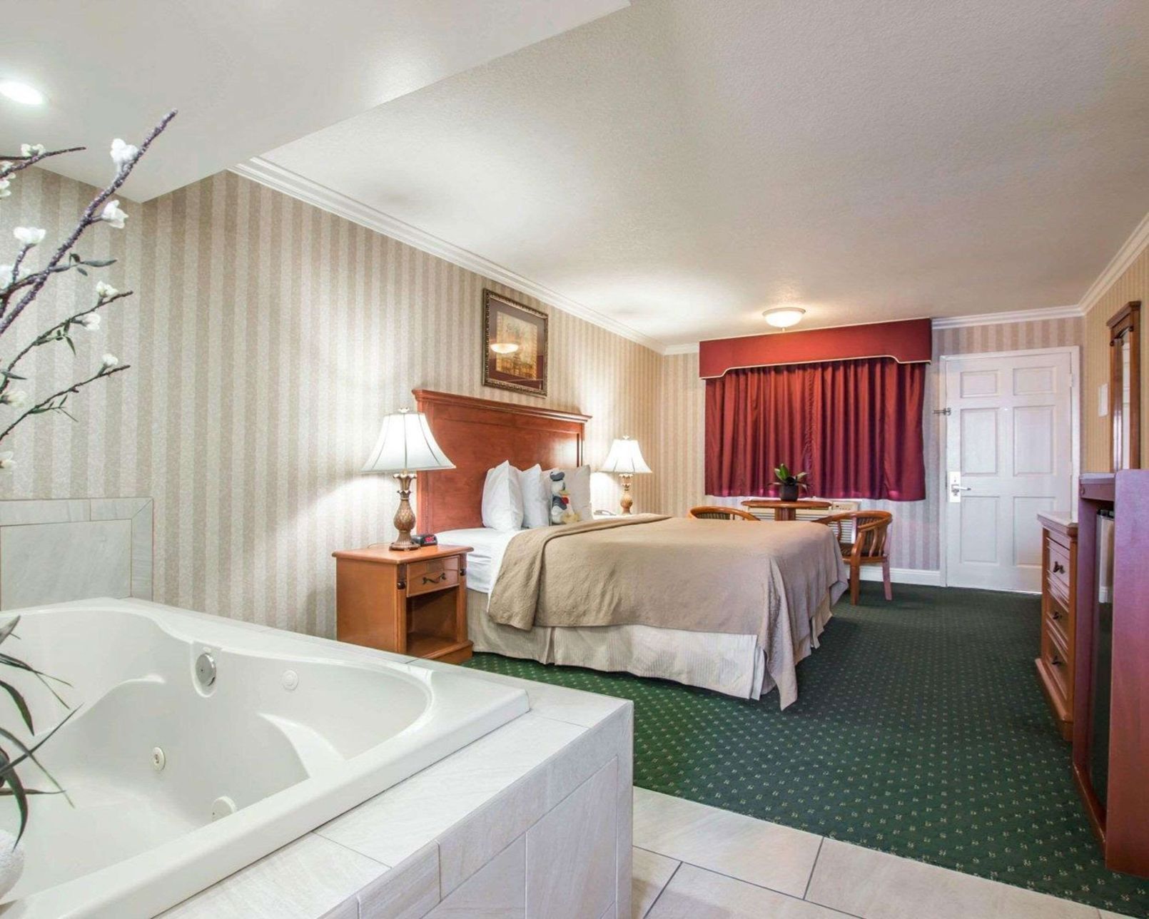 In-room safe, desk, blackout drapes, soundproofing