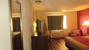 Room, 1 King Bed | View from room