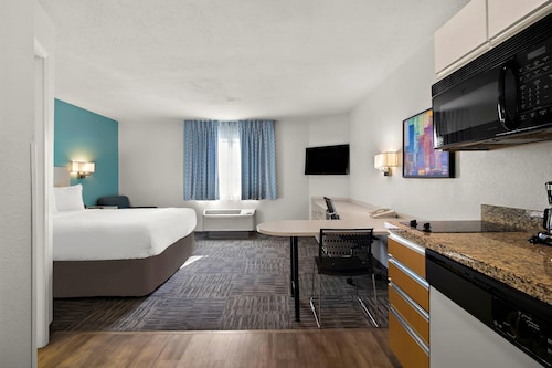 MainStay Suites Cincinnati Blue Ash