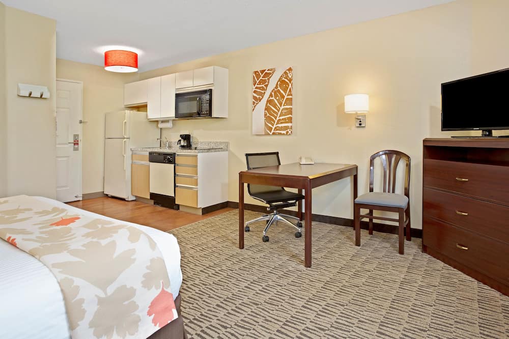 MainStay Suites Cincinnati Blue Ash