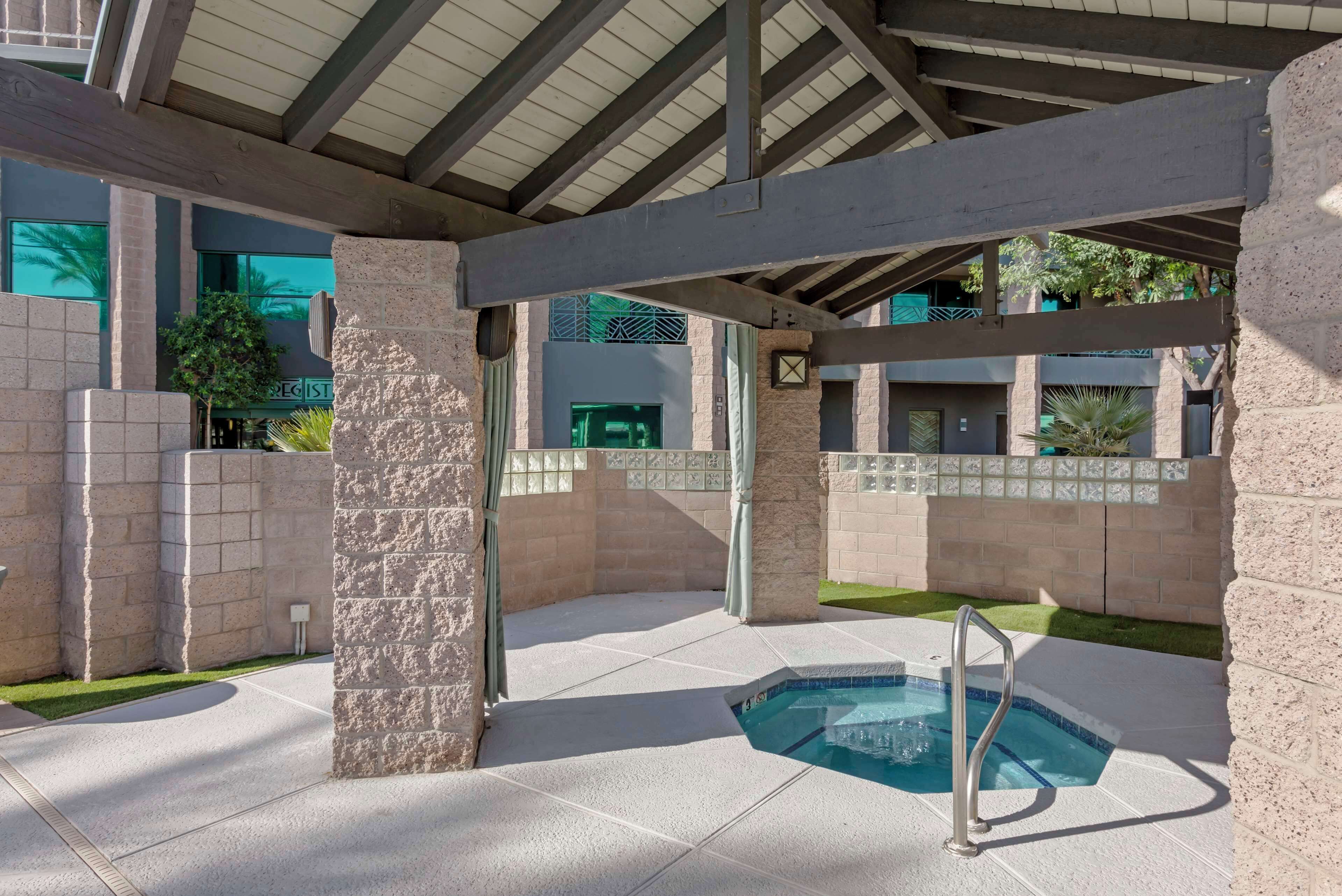 outdoor pool, open 8 am to 8 pm, pool loungers