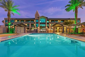 Outdoor pool, open 8 AM to 8 PM, sun loungers