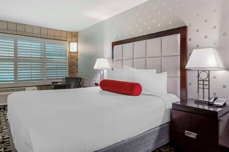 Best Western Plus Sundial - Image 40