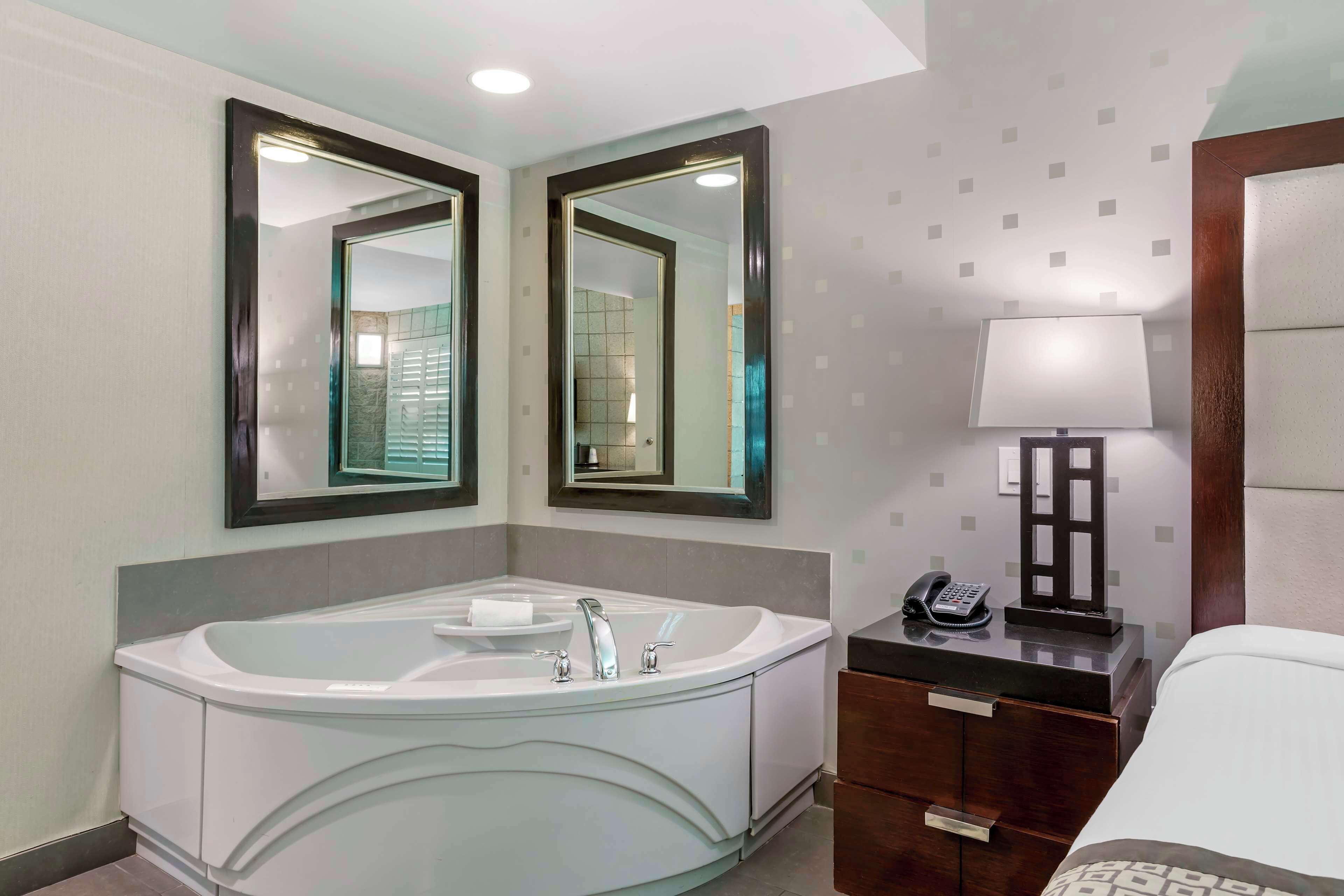 In-room safe, desk, laptop workspace, iron/ironing board