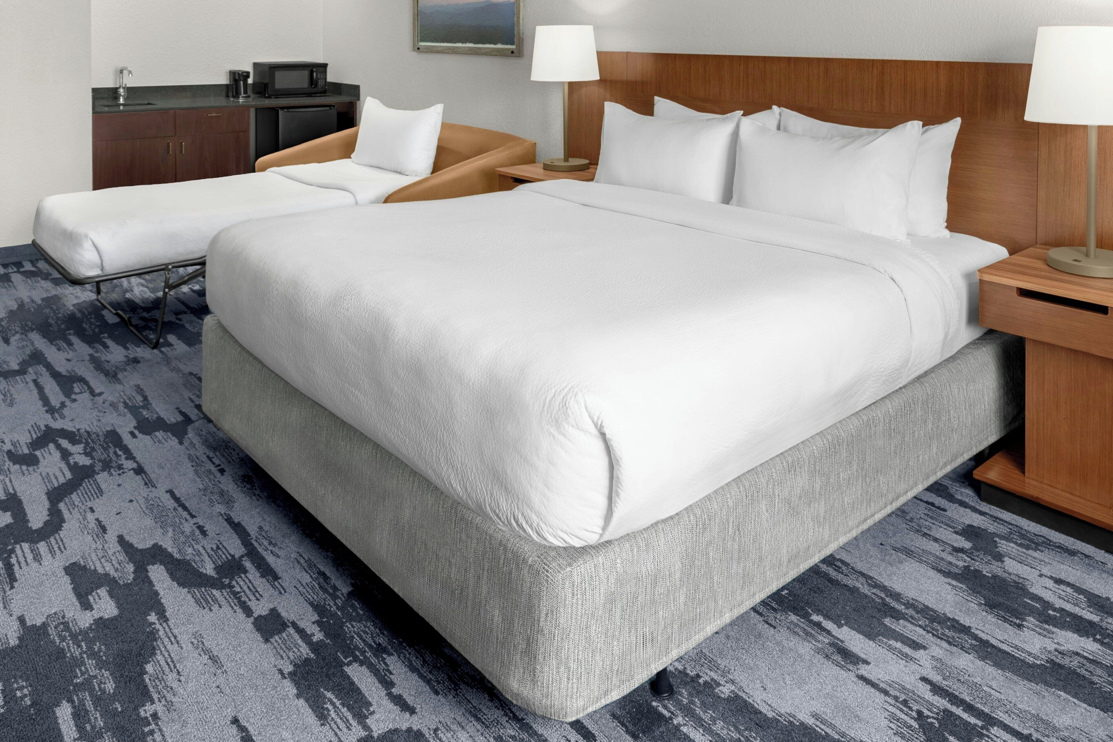 room, 1 king bed | premium bedding, individually decorated, individually furnished, desk