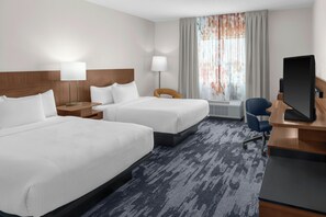 Peralatan tempat tidur premium, meja, ruang kerja komputer riba 
