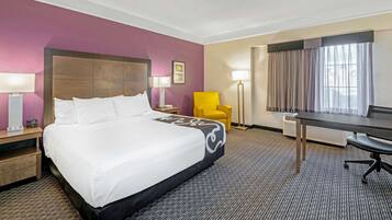 Room, 1 King Bed, Non Smoking (Water View) | Premium bedding, desk, blackout drapes, iron/ironing board