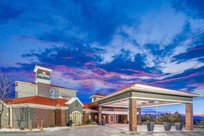 Exterior - La Quinta Inn & Suites by Wyndham Orem University Pwy/Provo (Orem)