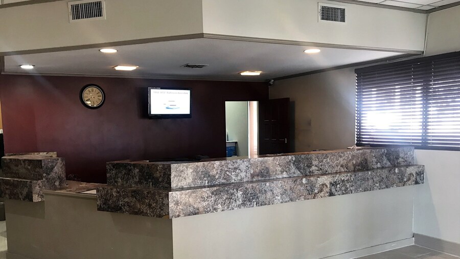 Red Roof Inn & Suites San Angelo