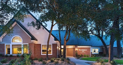 Residence Inn Houston The Woodlands / Lake Front Circle