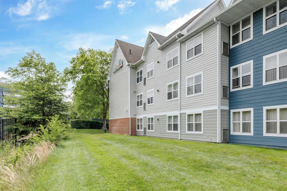 Sonesta ES Suites Fairfax Fair Lakes by null