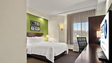 Room, 1 Queen Bed, Accessible, Non Smoking | In-room safe, desk, laptop workspace, blackout drapes