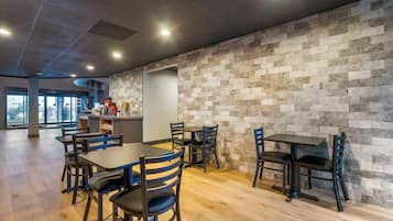 Petit déjeuner buffet compris tous les jours