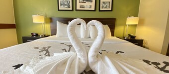 Sleep Inn & Suites - Airport