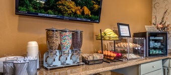 Howard Johnson Hotel & Suites by Wyndham Vancouver