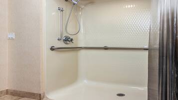 Ducha, artículos de tocador gratuitos, secador de pelo, toallas