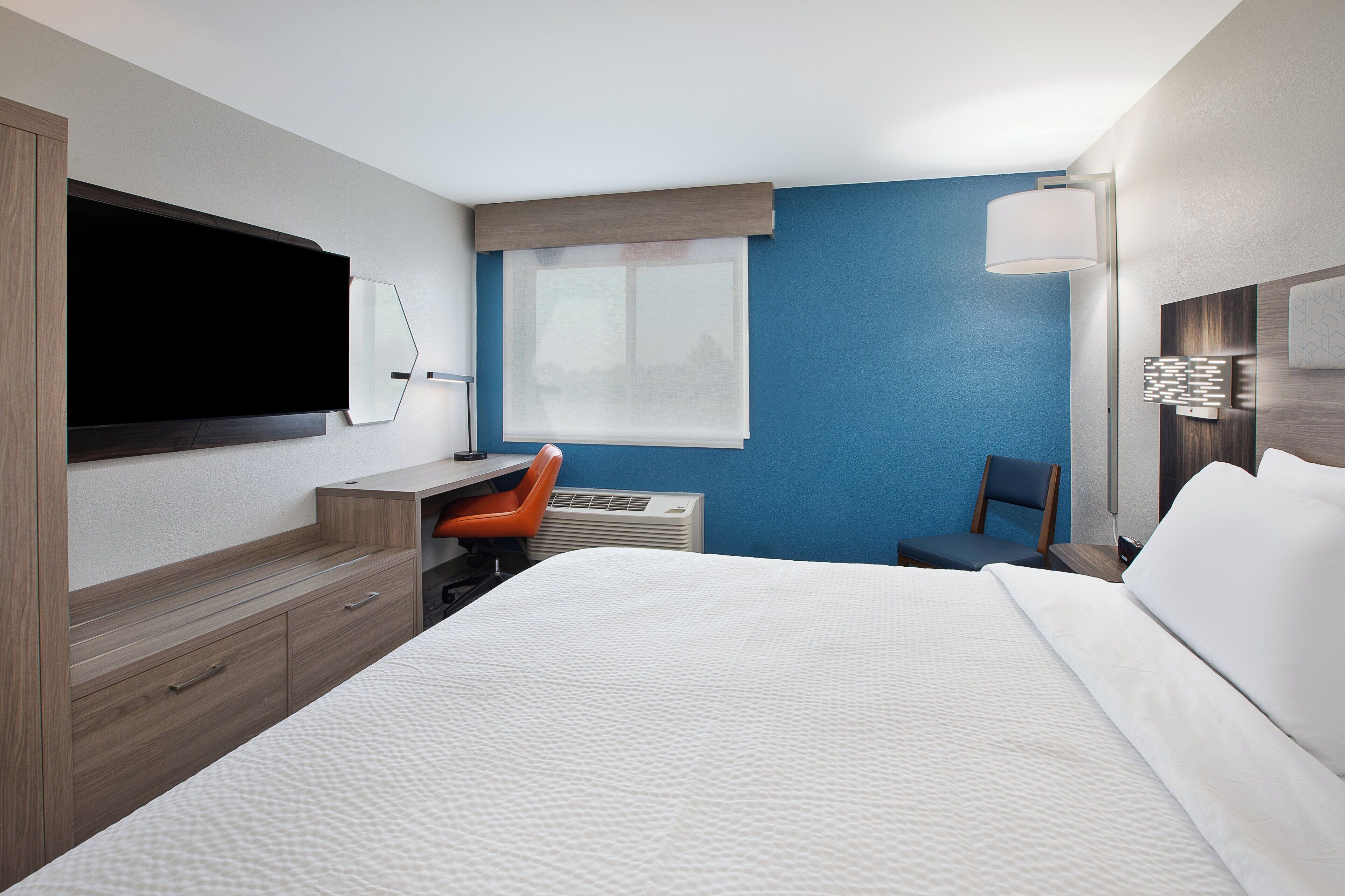 1 bedroom, in-room safe, desk, iron/ironing board