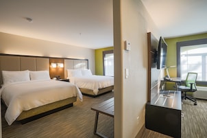 In-room safe, desk, laptop workspace, blackout drapes