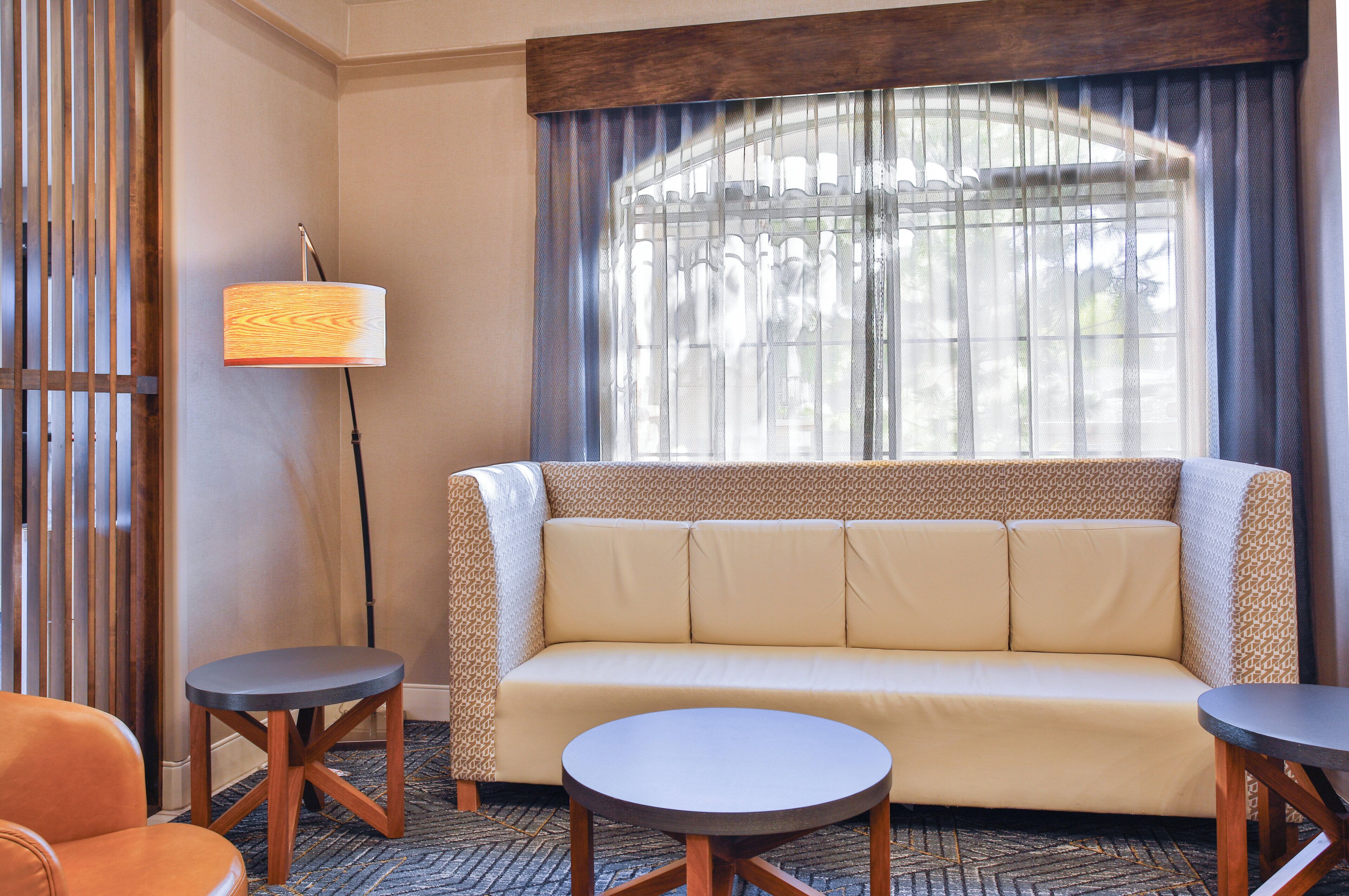 บริเวณภายนอก