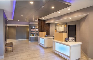Exterior - Holiday Inn Express Prescott by IHG (Prescott)