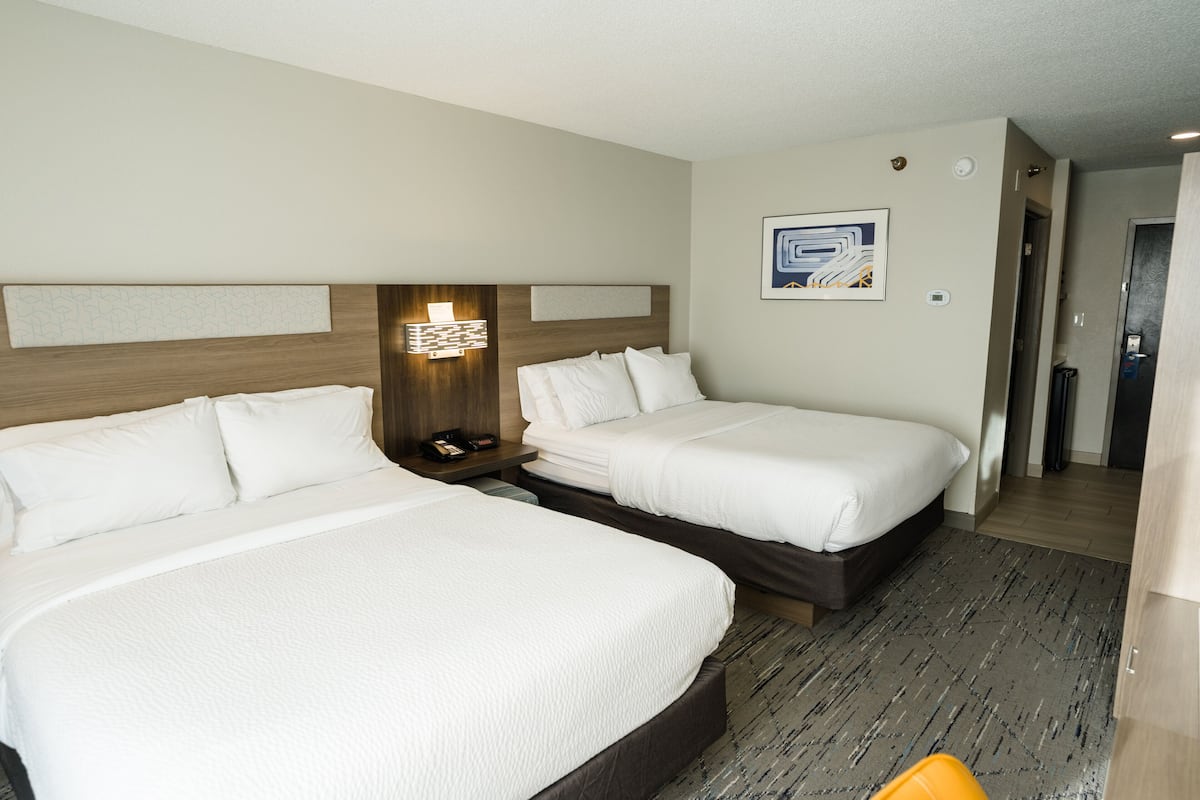 Standard Room, 2 Queen Beds | Egyptian cotton sheets, premium bedding, in-room safe, desk