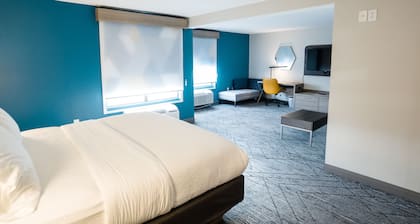 Holiday Inn Express & Suites Knoxville-North-I-75 Exit 112 by IHG