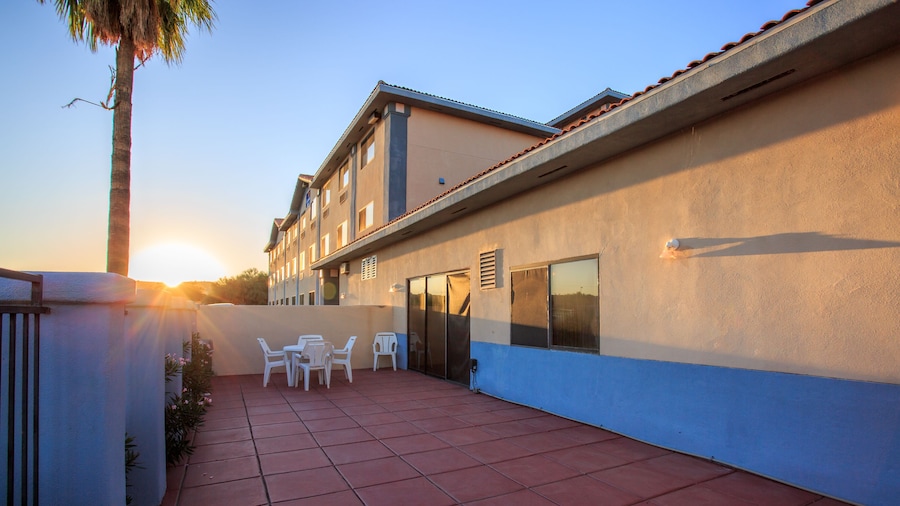 Vagabond Inn Executive - Green Valley