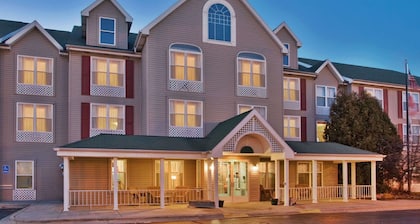 Country Inn & Suites by Radisson, Birch Run-Frankenmuth, MI