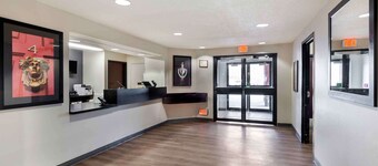 Extended Stay America Suites Kansas City South