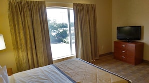 Desk, iron/ironing board, free WiFi, bed sheets - Extended Stay America Suites Dallas Frankford Road (Dallas)