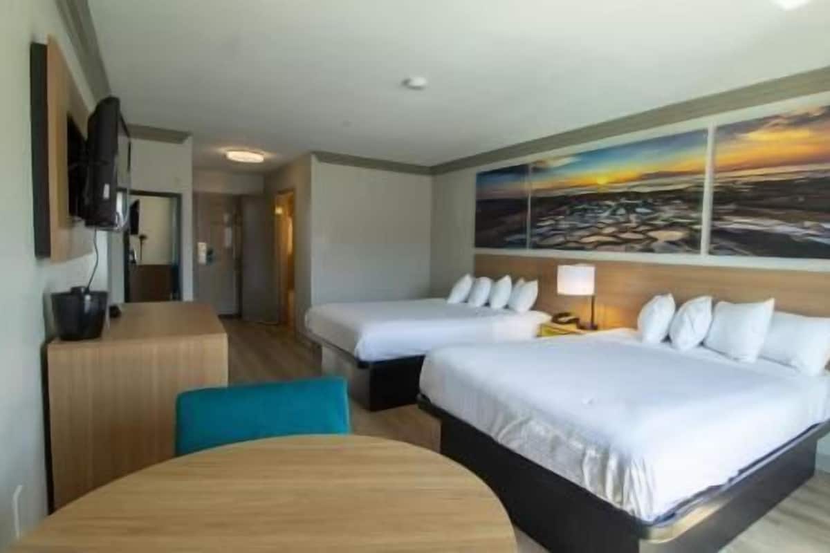 Desk, iron/ironing board, free WiFi, bed sheets