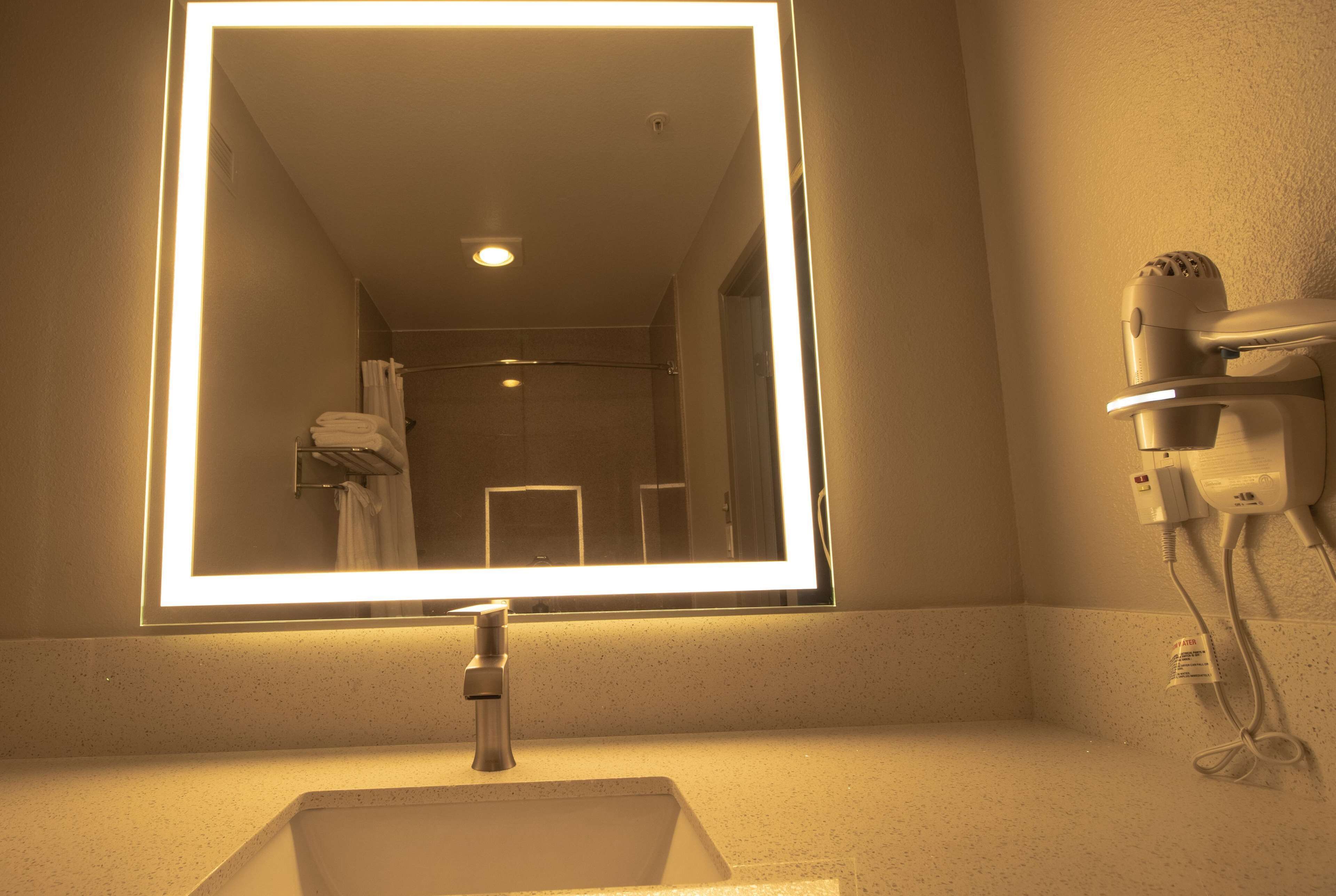 Foto - Days Inn by Wyndham Carlsbad