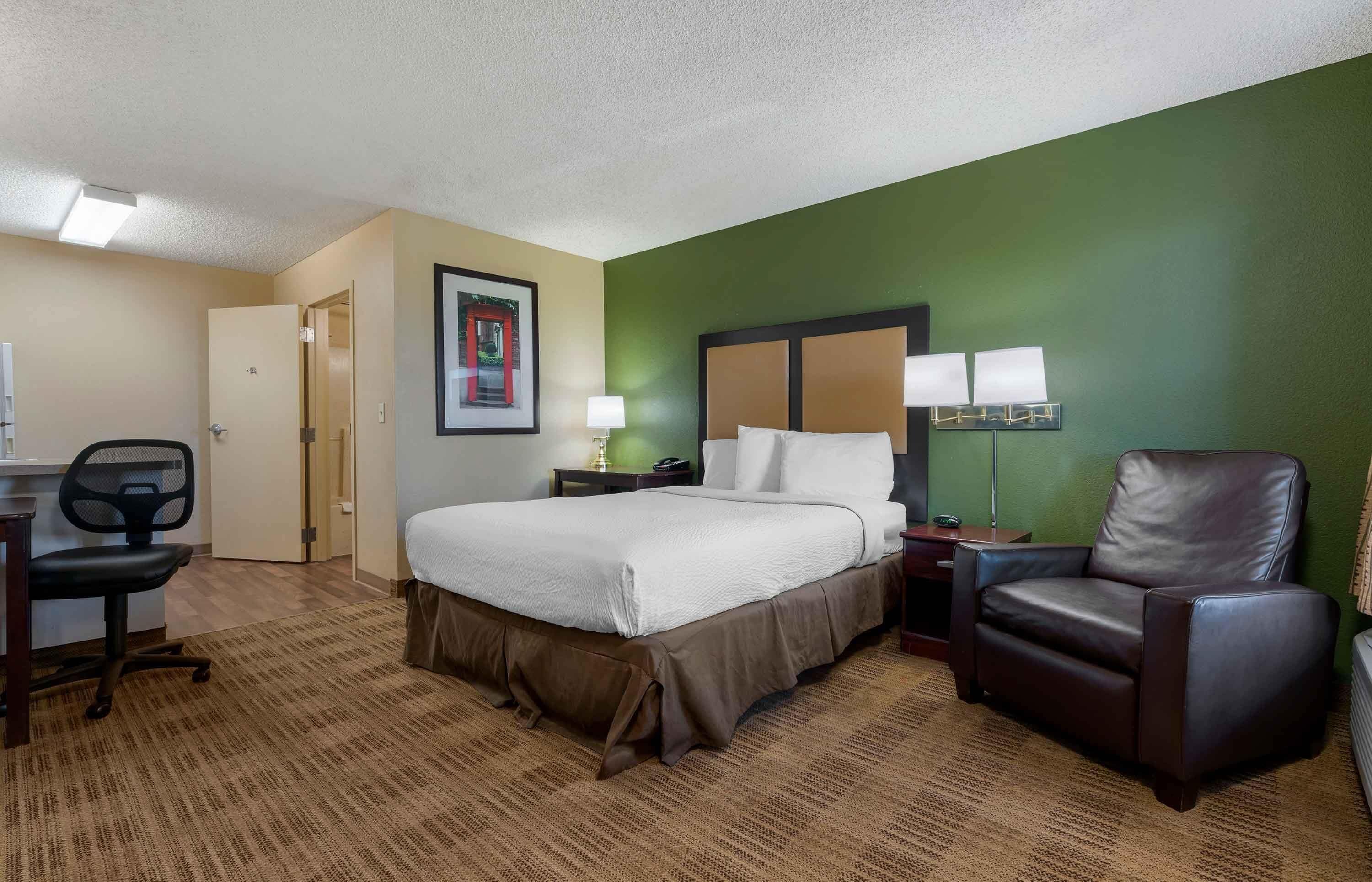 Studio, 1 Queen Bed, Non Smoking