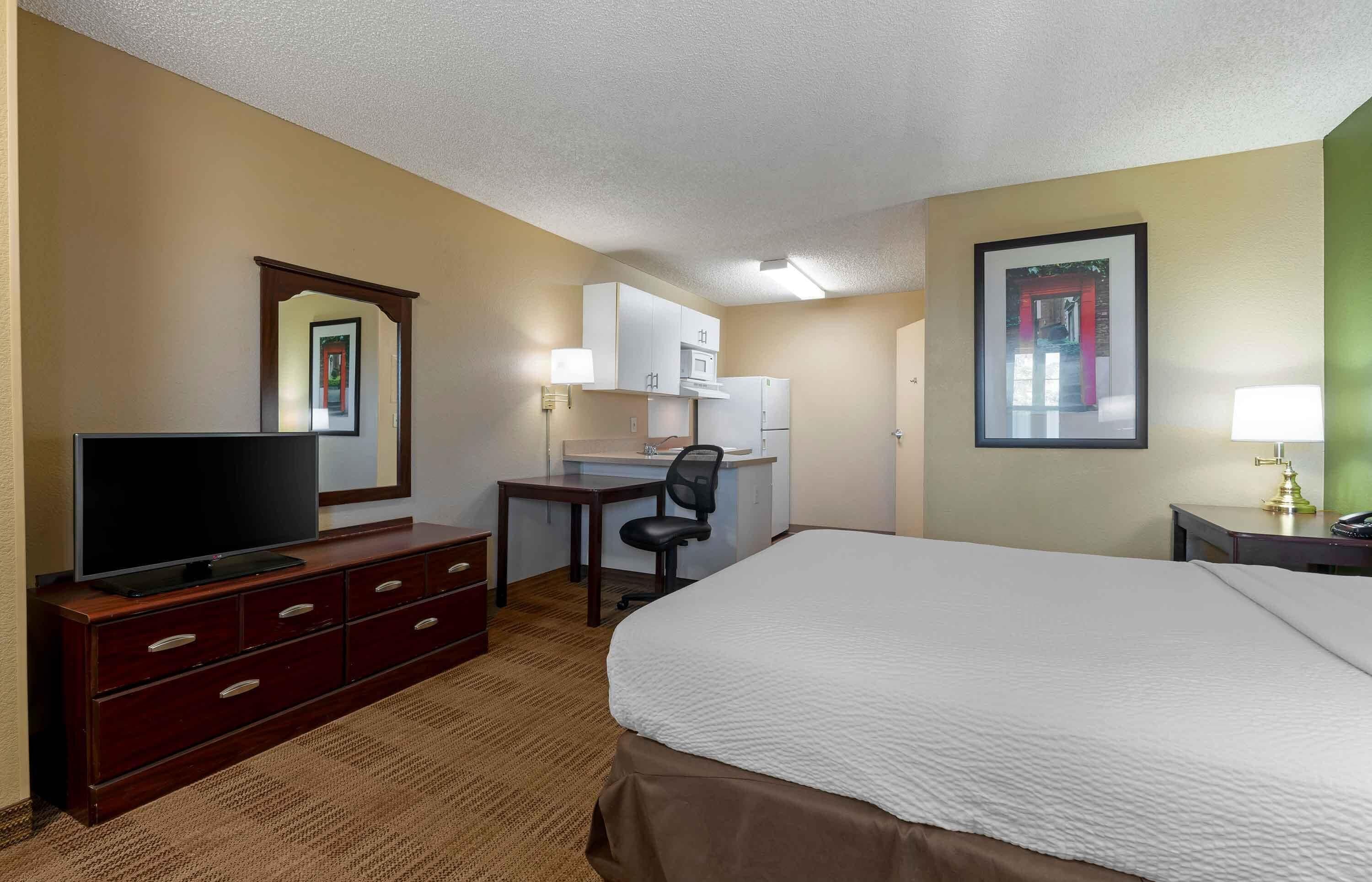 Studio, 1 Queen Bed, Non Smoking