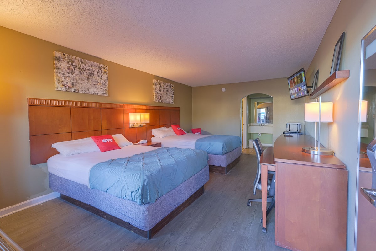 Desk, free WiFi, bed sheets, alarm clocks