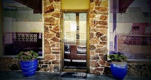 Entrée de l’hébergement
